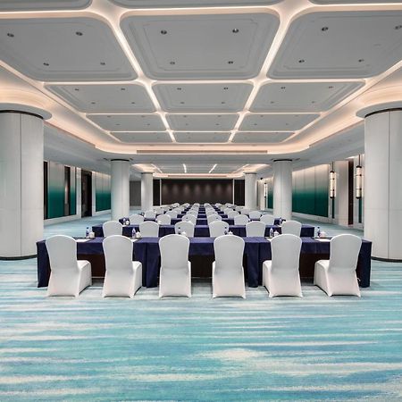 Xiamen International Seaside Hotel -Hotel Corridor Leads To The Stone Exhibition Hall Exteriér fotografie