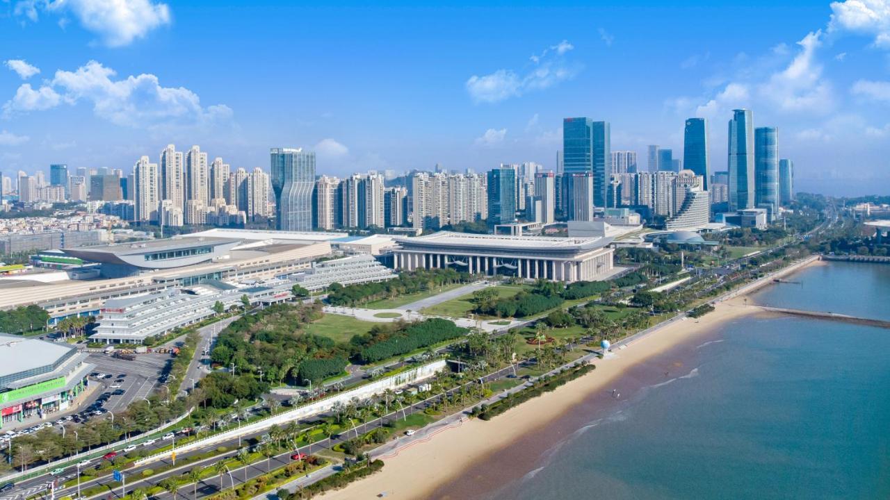 Xiamen International Seaside Hotel -Hotel Corridor Leads To The Stone Exhibition Hall Exteriér fotografie