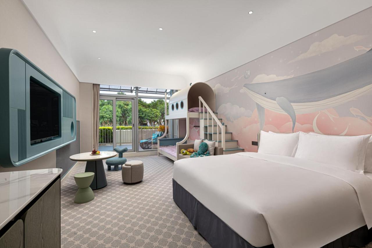 Xiamen International Seaside Hotel -Hotel Corridor Leads To The Stone Exhibition Hall Exteriér fotografie
