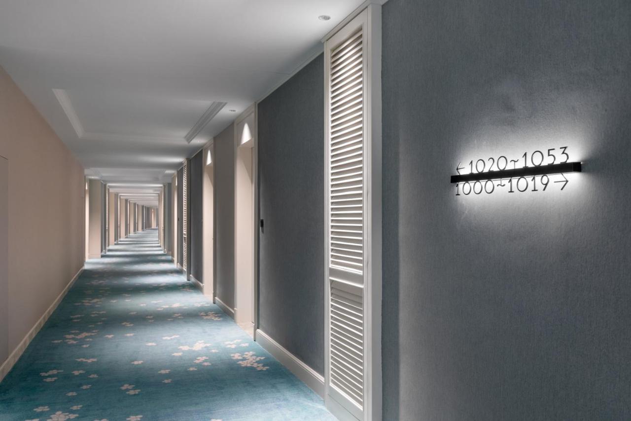 Xiamen International Seaside Hotel -Hotel Corridor Leads To The Stone Exhibition Hall Exteriér fotografie